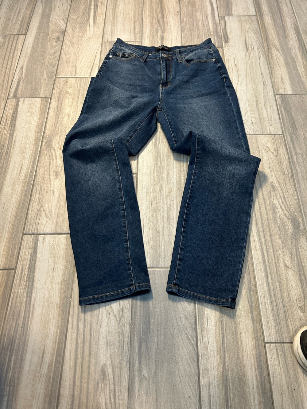 Blue Denim Women’s Jeans 11/30 Boyfriend Fit Straight Leg Classic Cozy Vasual